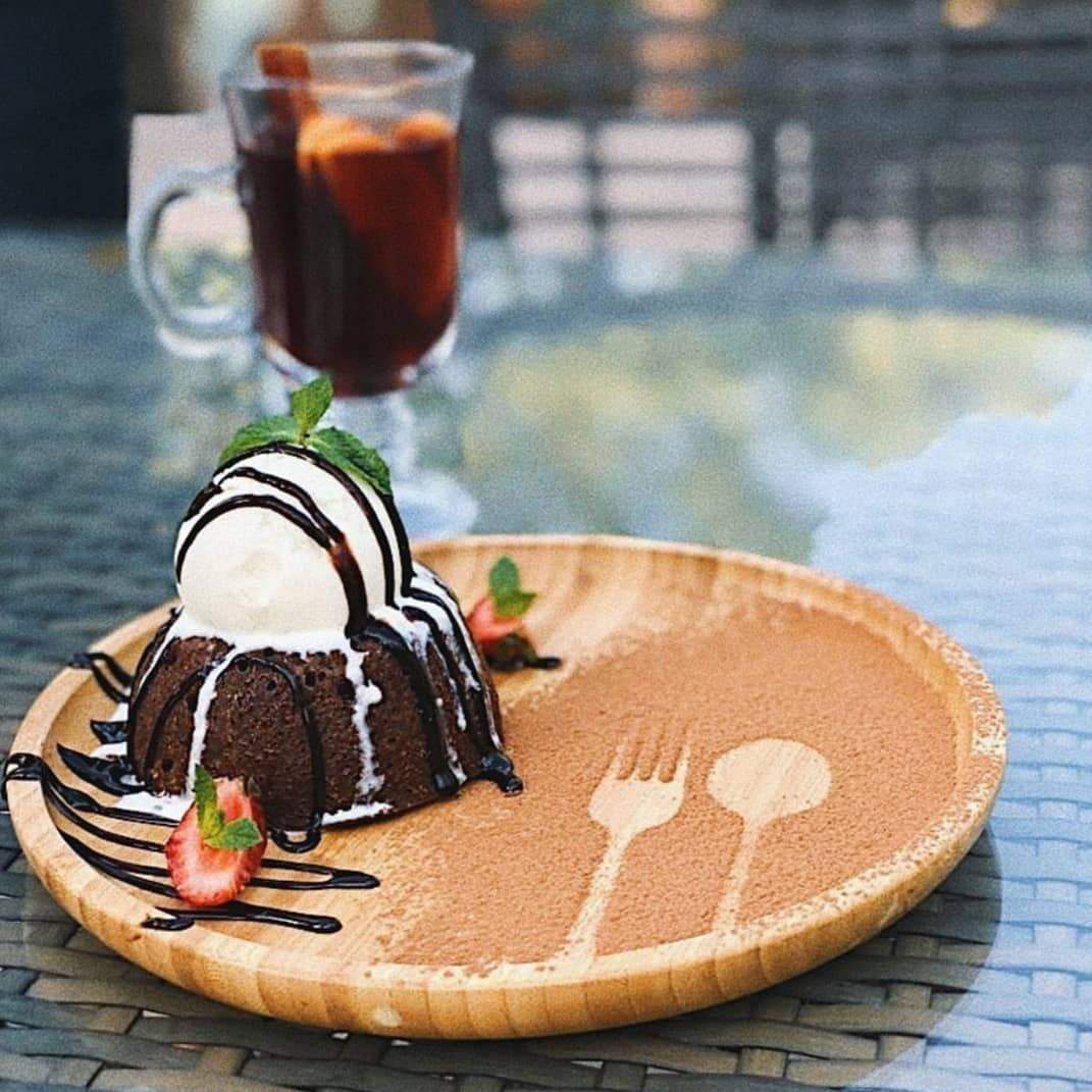 Bamboo Round Plate 11" inch | For pizza / Barbecue / Steak Main image