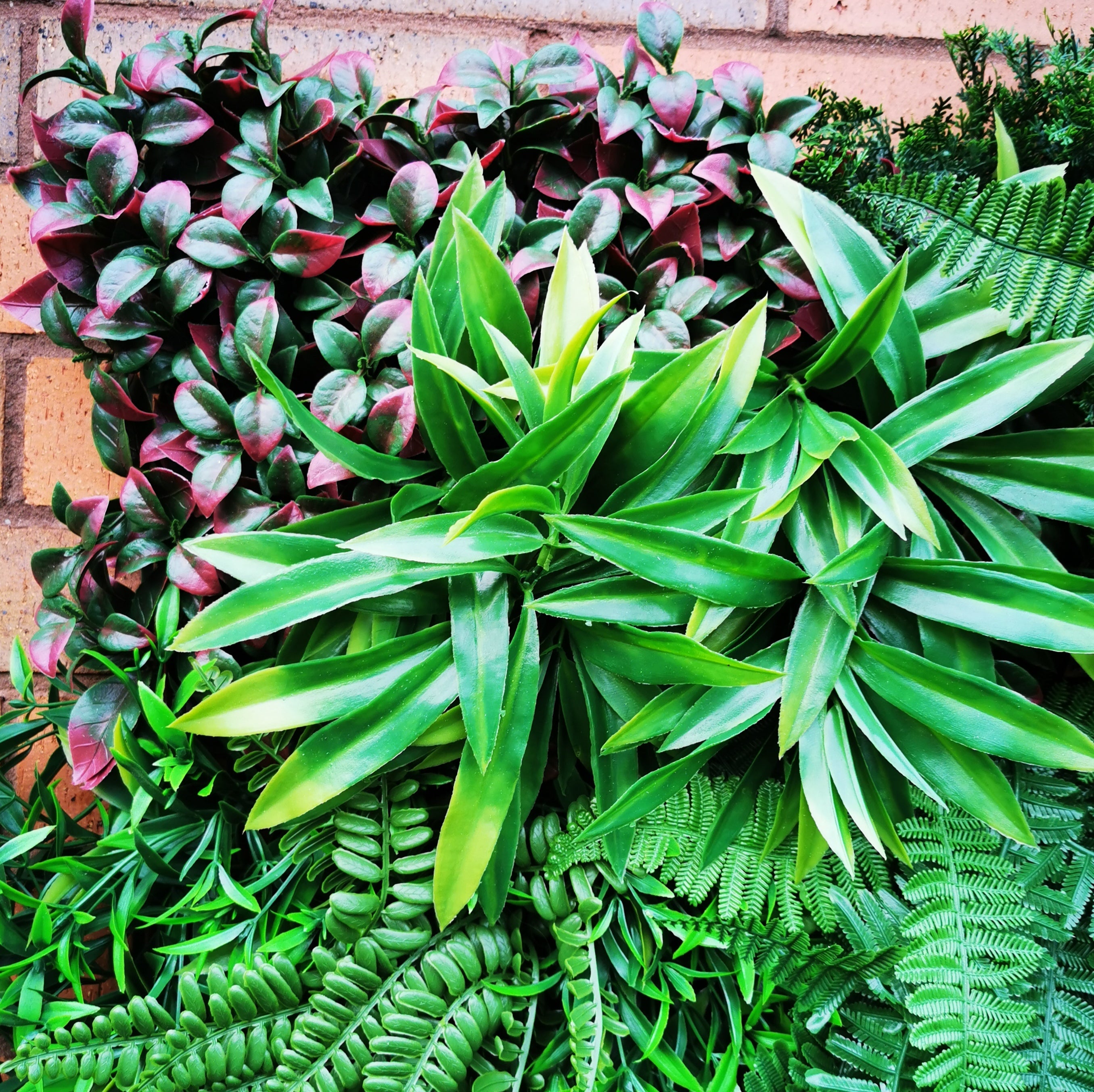 Artificial Deluxe Green Wall 100x100cm Secondary image
