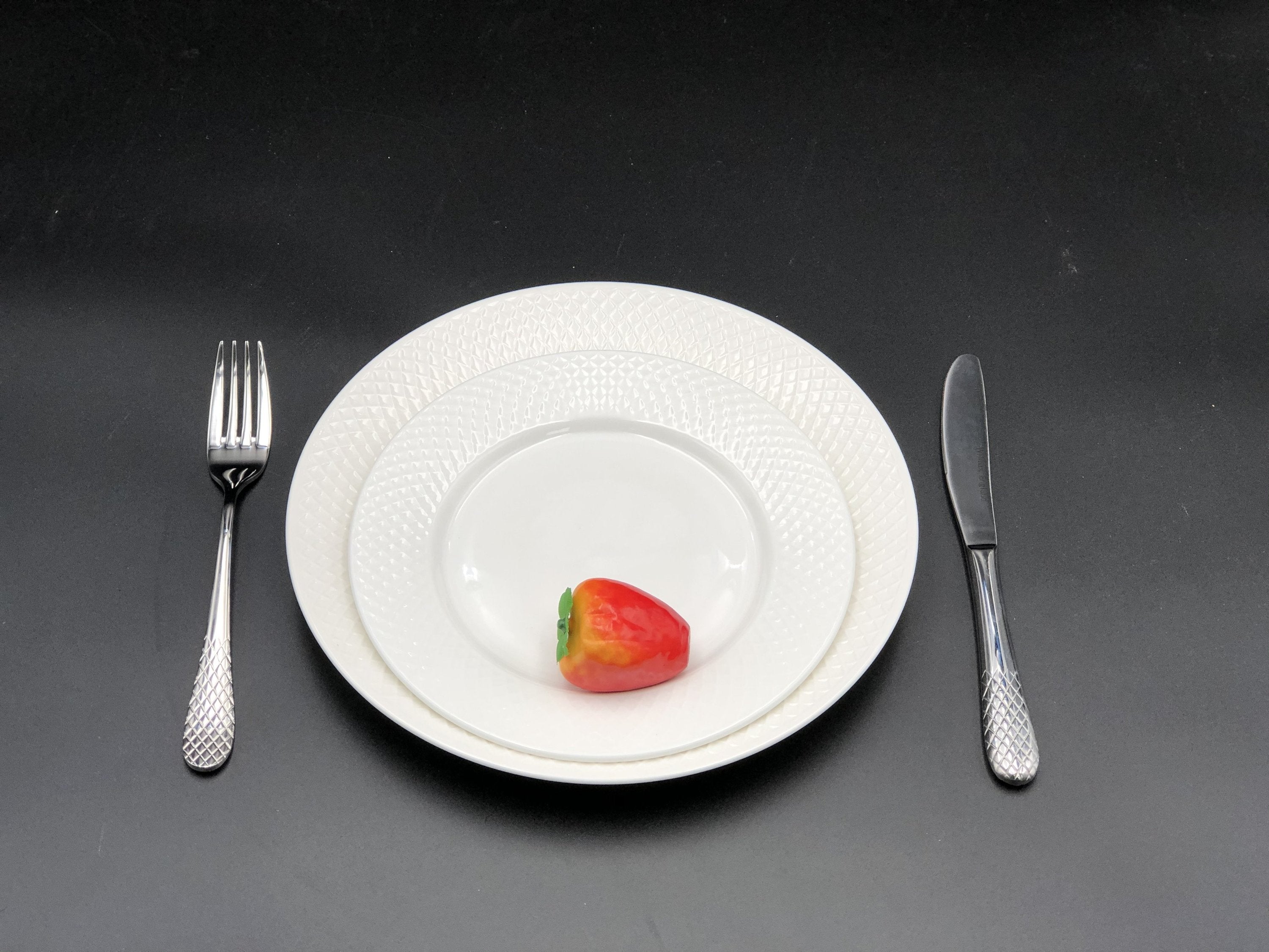 Fine Julia Porcelain 24 Piece Dinnerware Set For 6 Secondary image