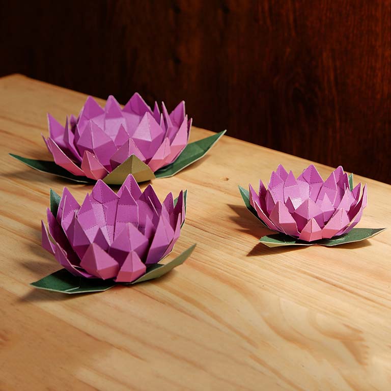 Lotus Paper Craft Flower - Low Poly Secondary image