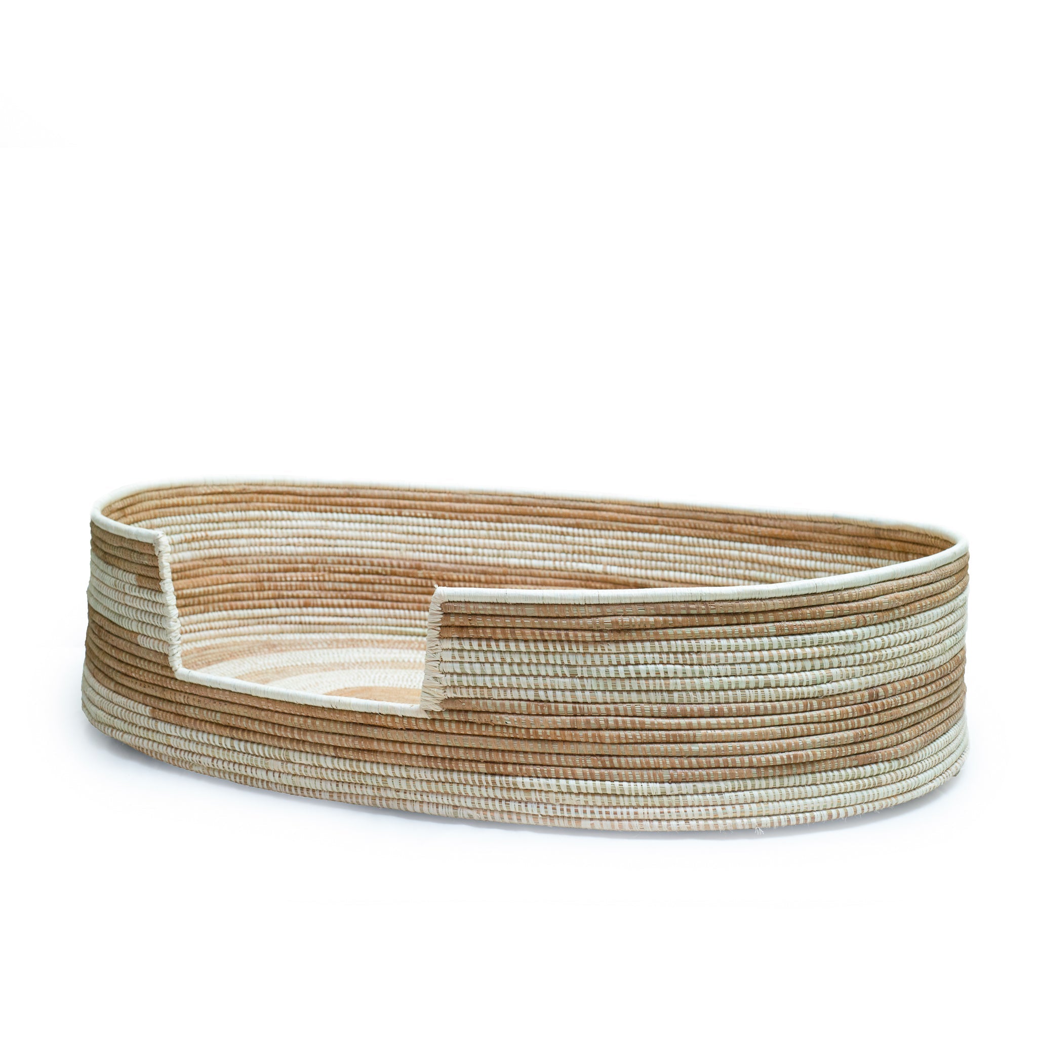 Hai Handcrafted Raffia Pet/Dog Bed Secondary image