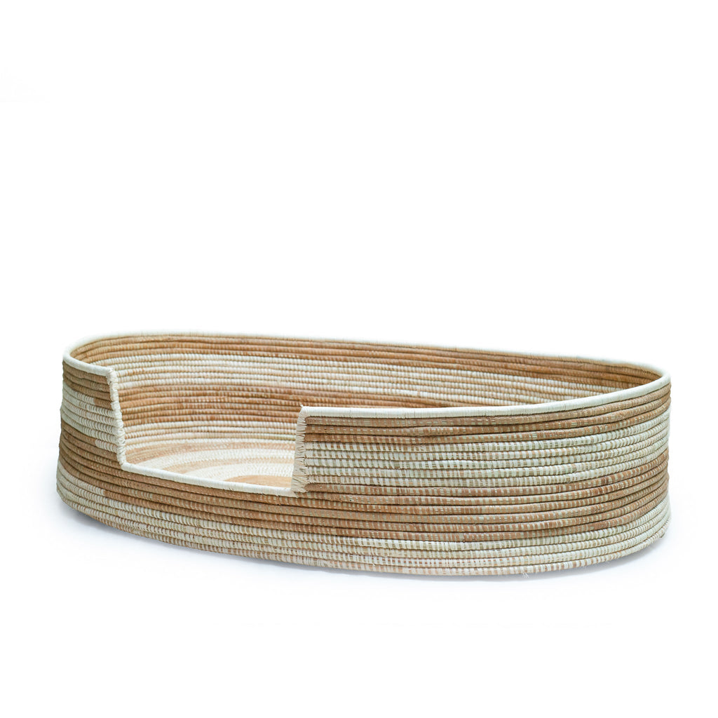 Hai Handcrafted Raffia Pet/Dog Bed