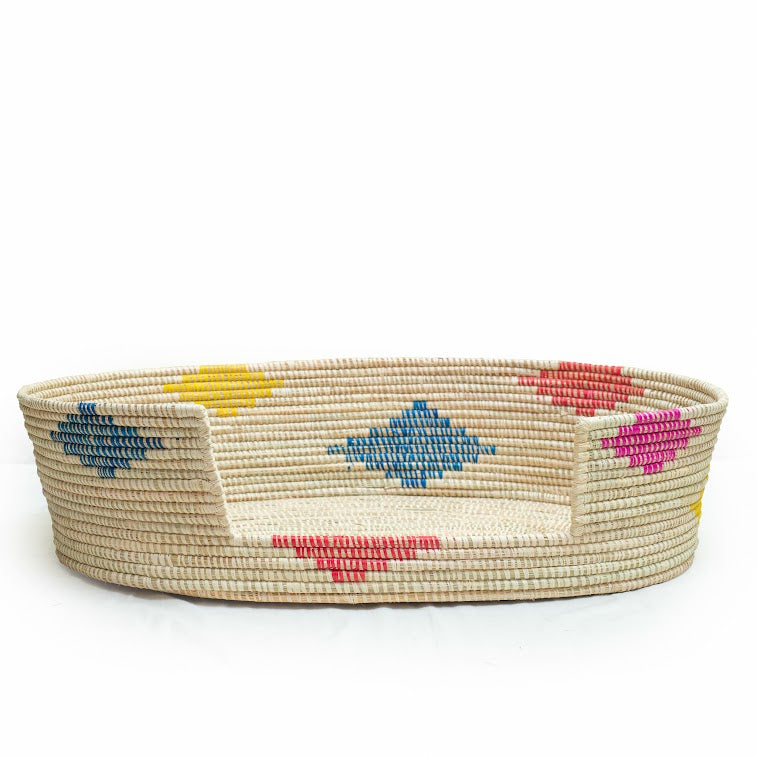 Dhahabu Handcrafted Eco-Friendly Pet Bed. Main image