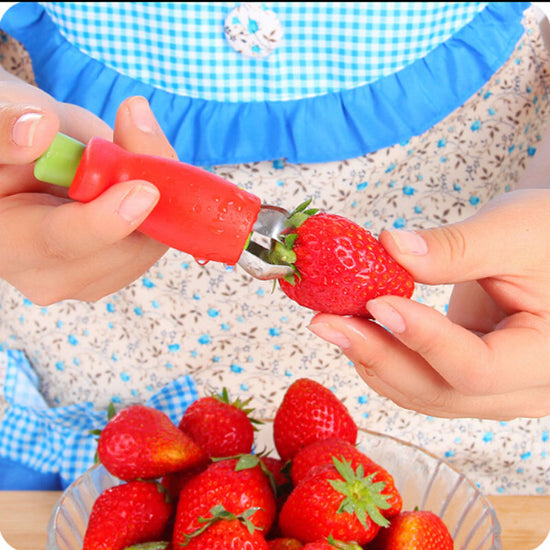 NEW Fruit Easy Cutter Corer Remover Strawberry