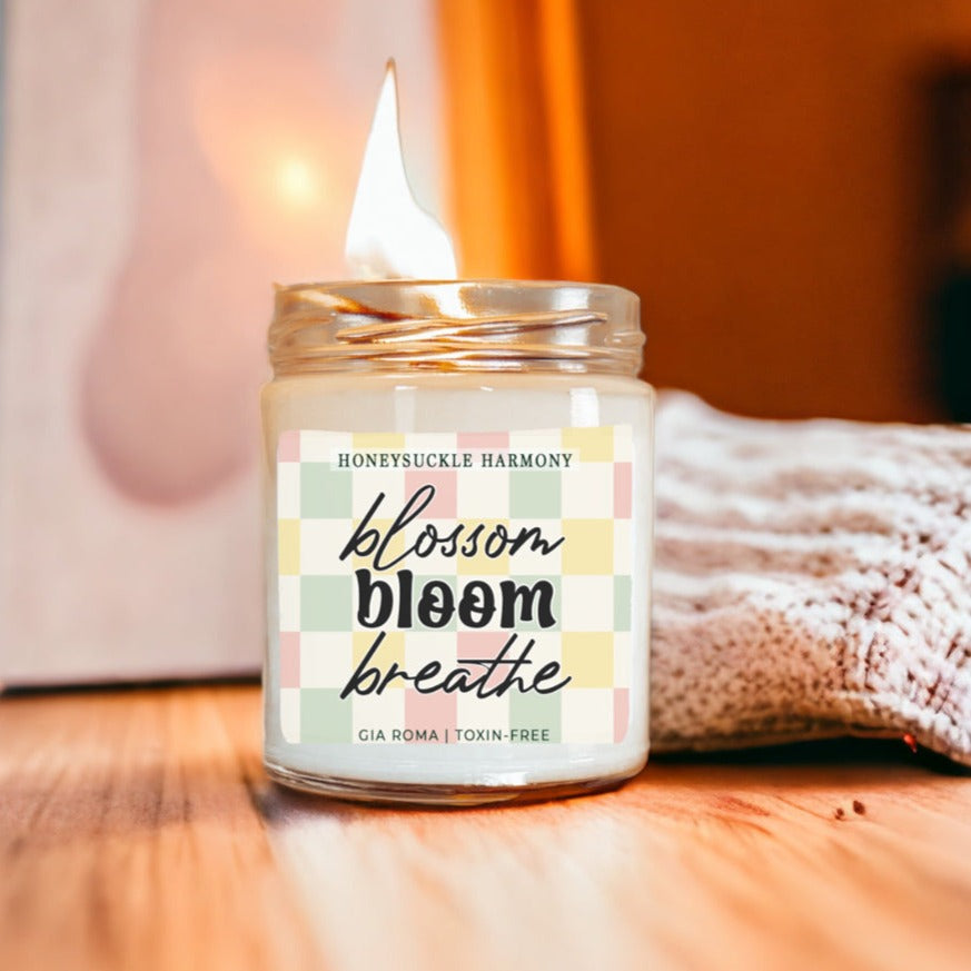Honeysuckle Harmony Candle Secondary image