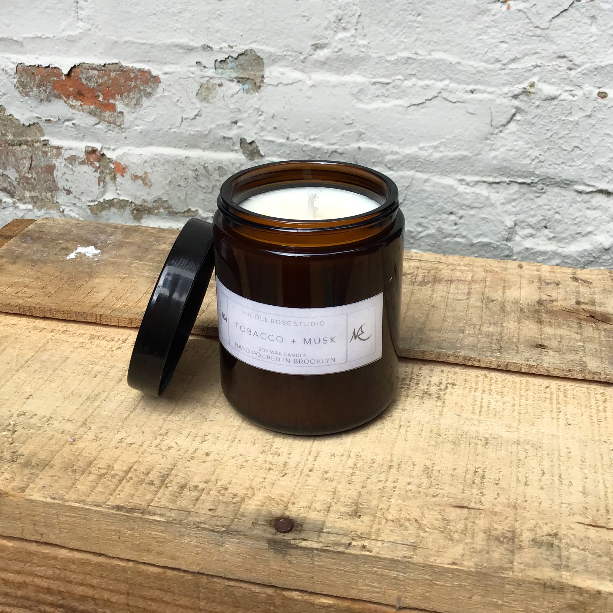 Tobacco + Musk Soy Wax Candle Secondary image