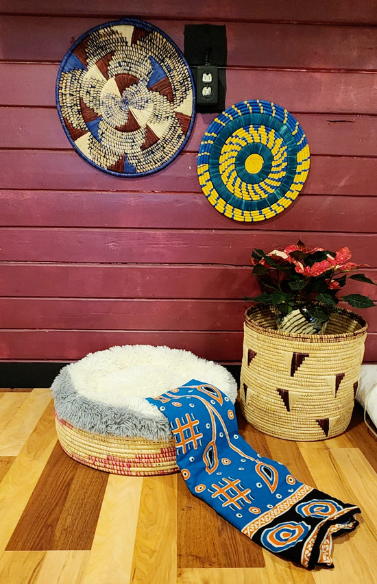 Calgary Handcrafted Round Pet Bed