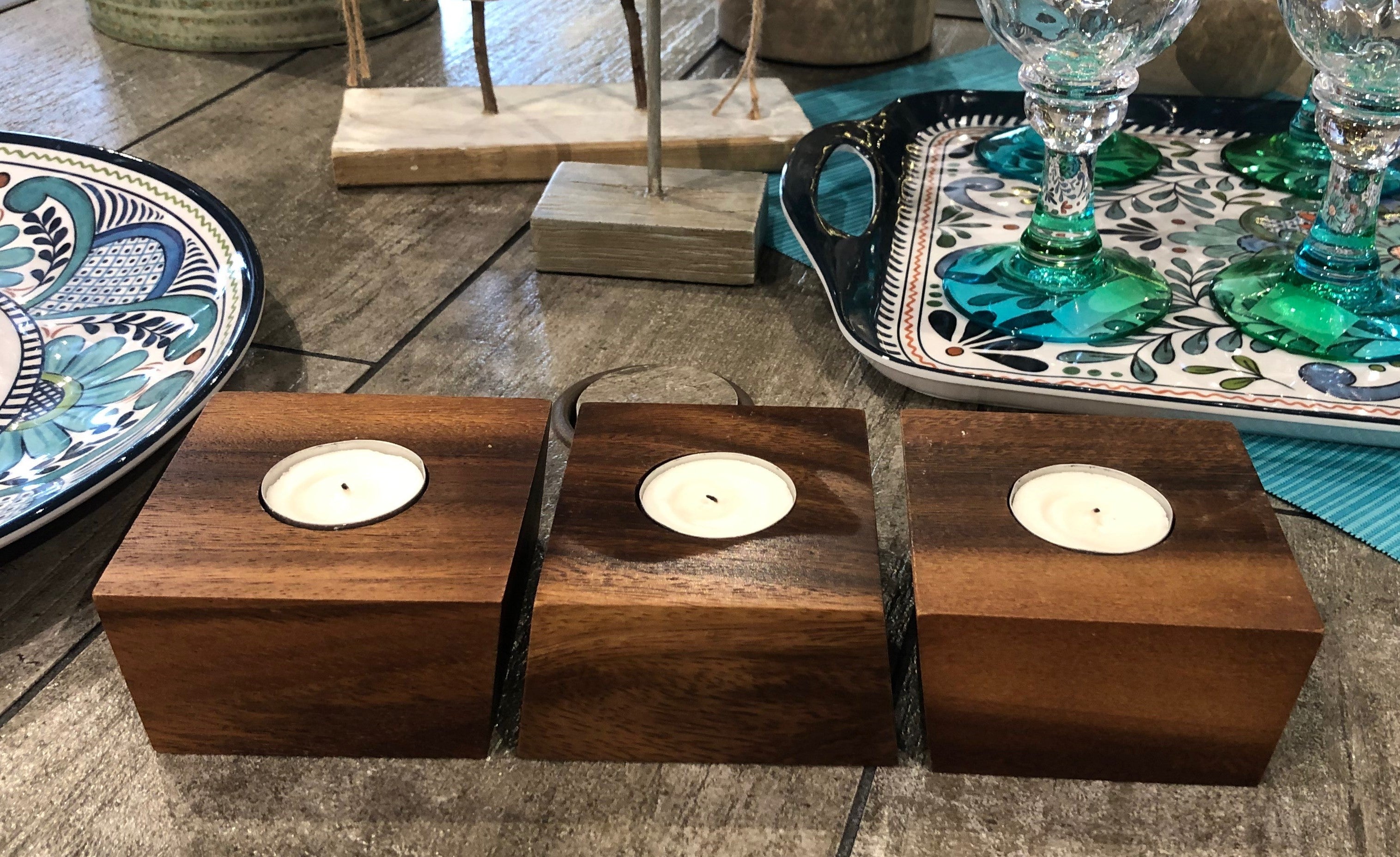 S/3 Candleholder with Tealights Secondary image