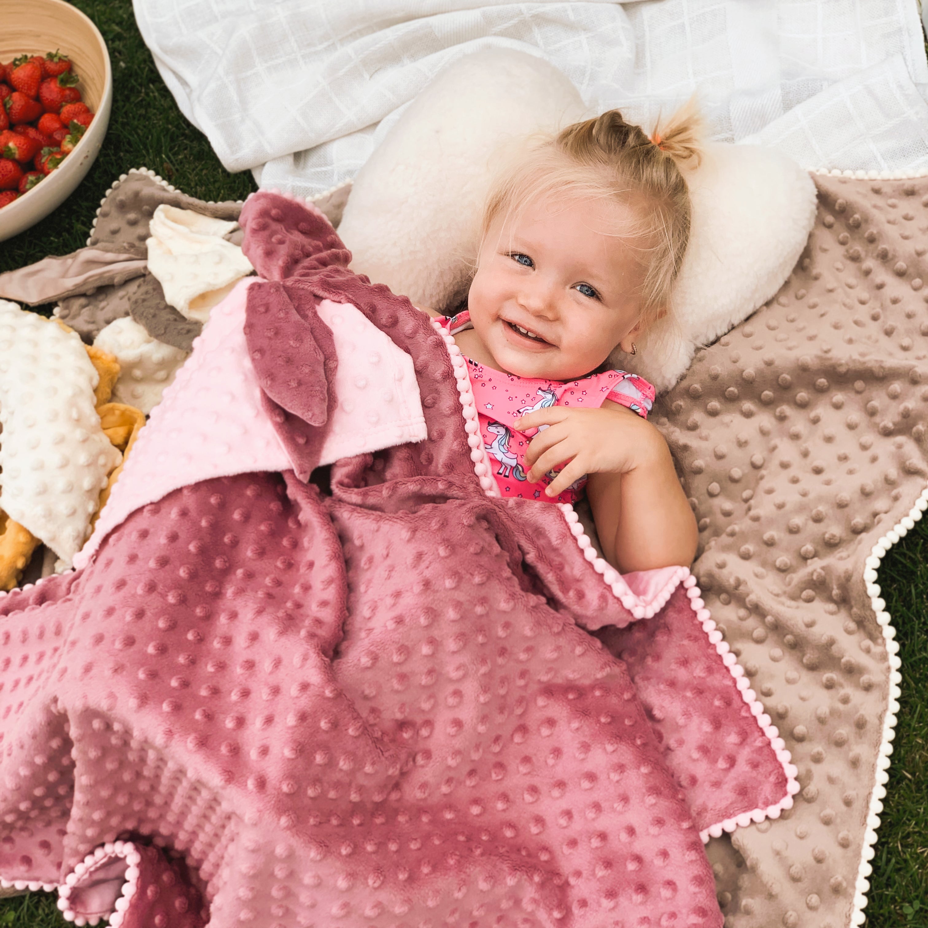 2in1 Blanket with sewn-up Baby Comforter, dusty rose Main image