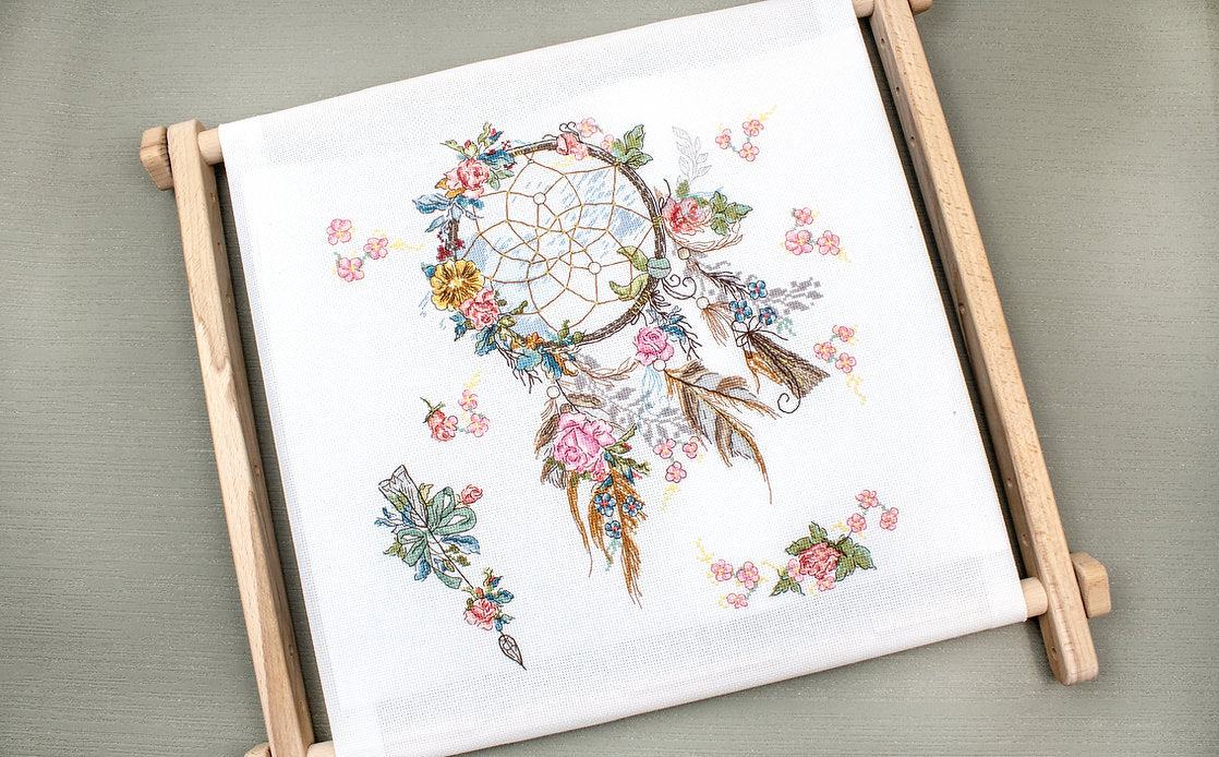 Counted Cross Stitch Kit Spring Dreams L8035