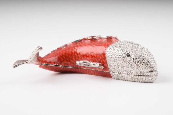 Red & Silver Fish