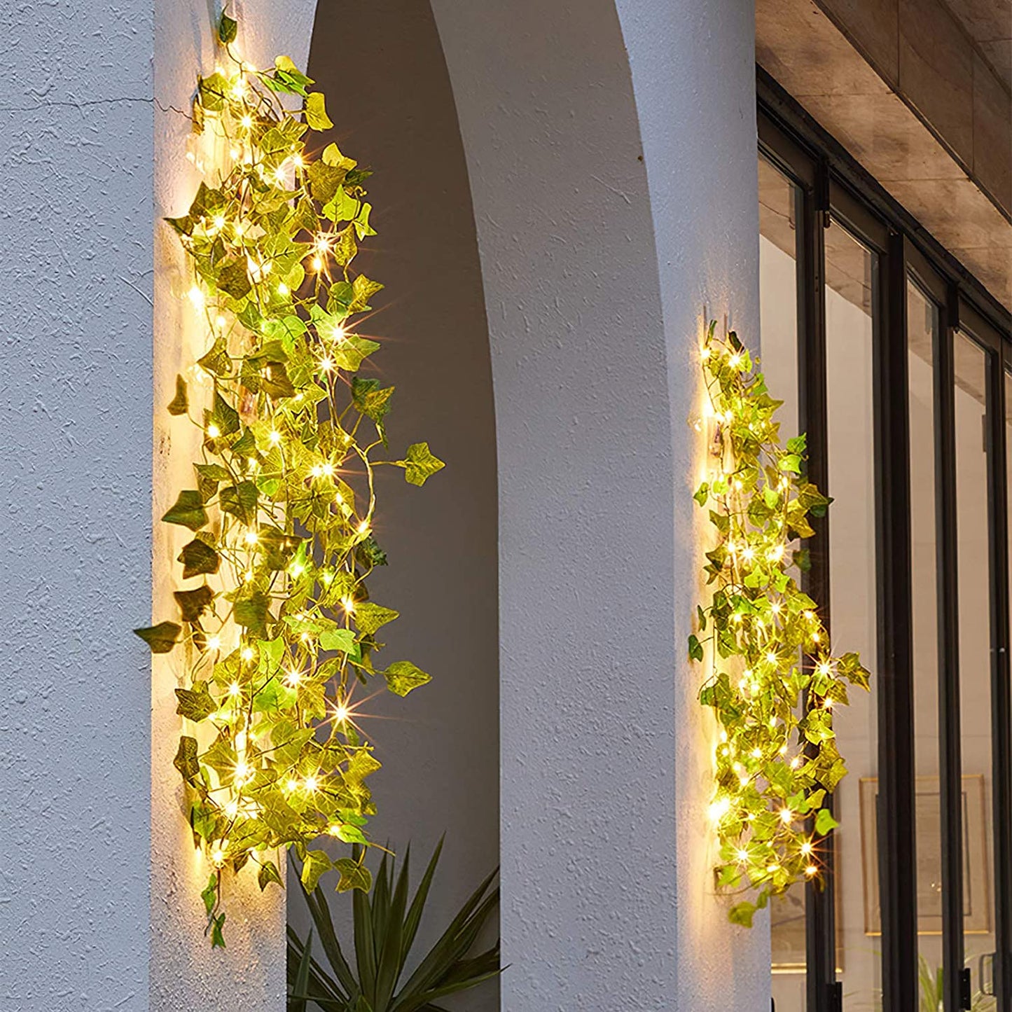 Wholesale Solar-Powered Maple Leaves Garland LED String Lights
