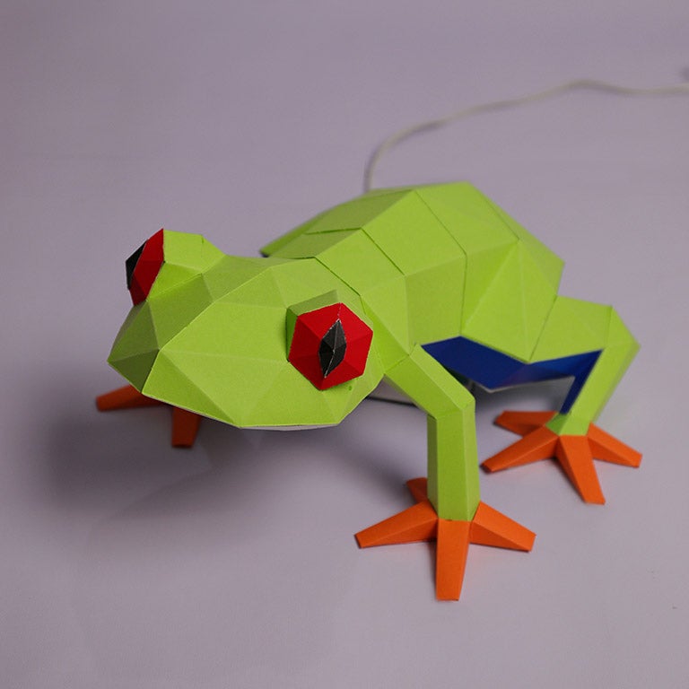 Frog 3D Paper Model, Lamp