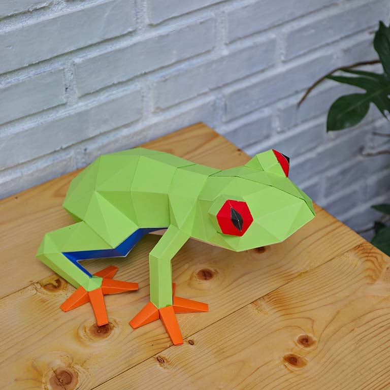 Frog 3D Paper Model, Lamp