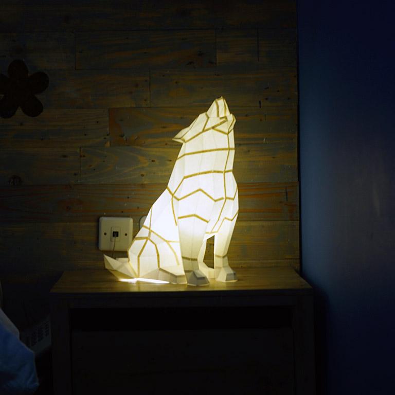 Wolf 3D Paper Model, Lamp