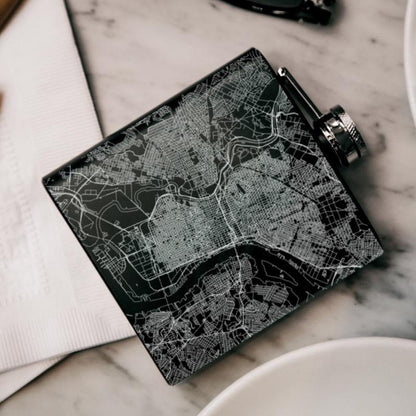 Philadelphia - Pennsylvania Map Hip Flask in Matte Black